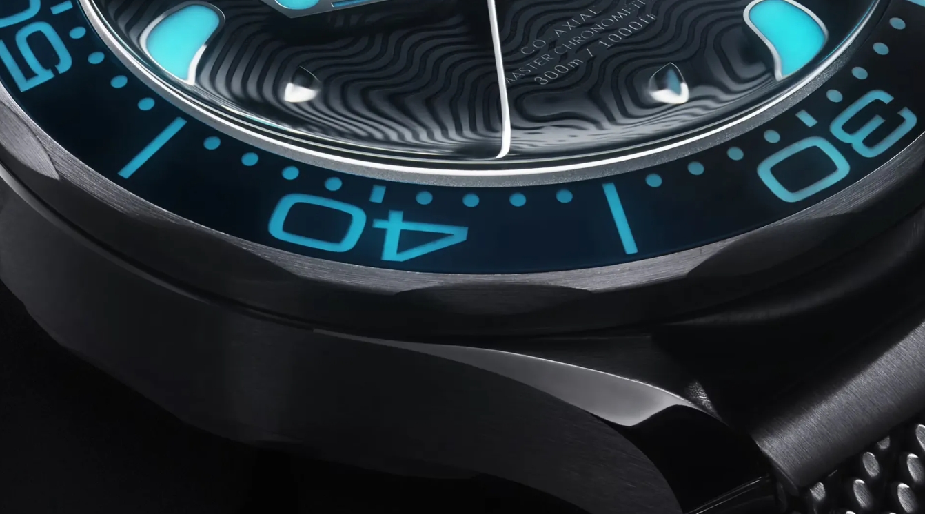 Omega Seamaster James Bond replica watch blue bezel detail